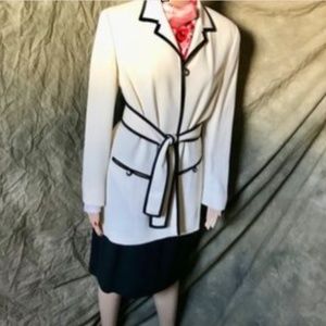 "Citi by Yansi Fugel " Suit w/sash , blazer and skirt (3 piece), M